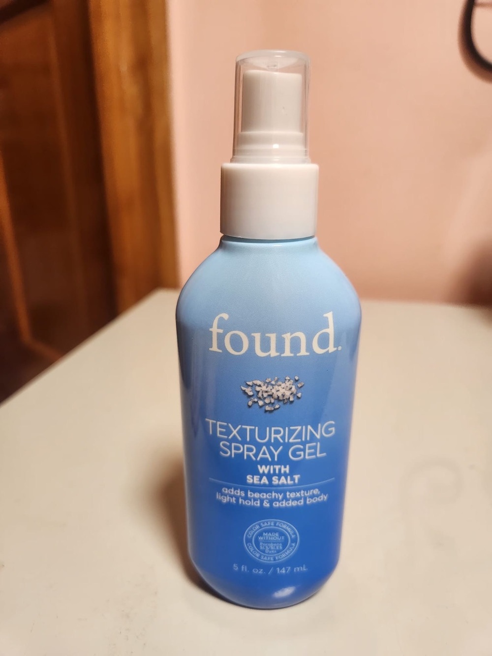 found. Sea Salt Texturizing Spray Gel Beach Look Thickening 5 fl oz / 147 mL